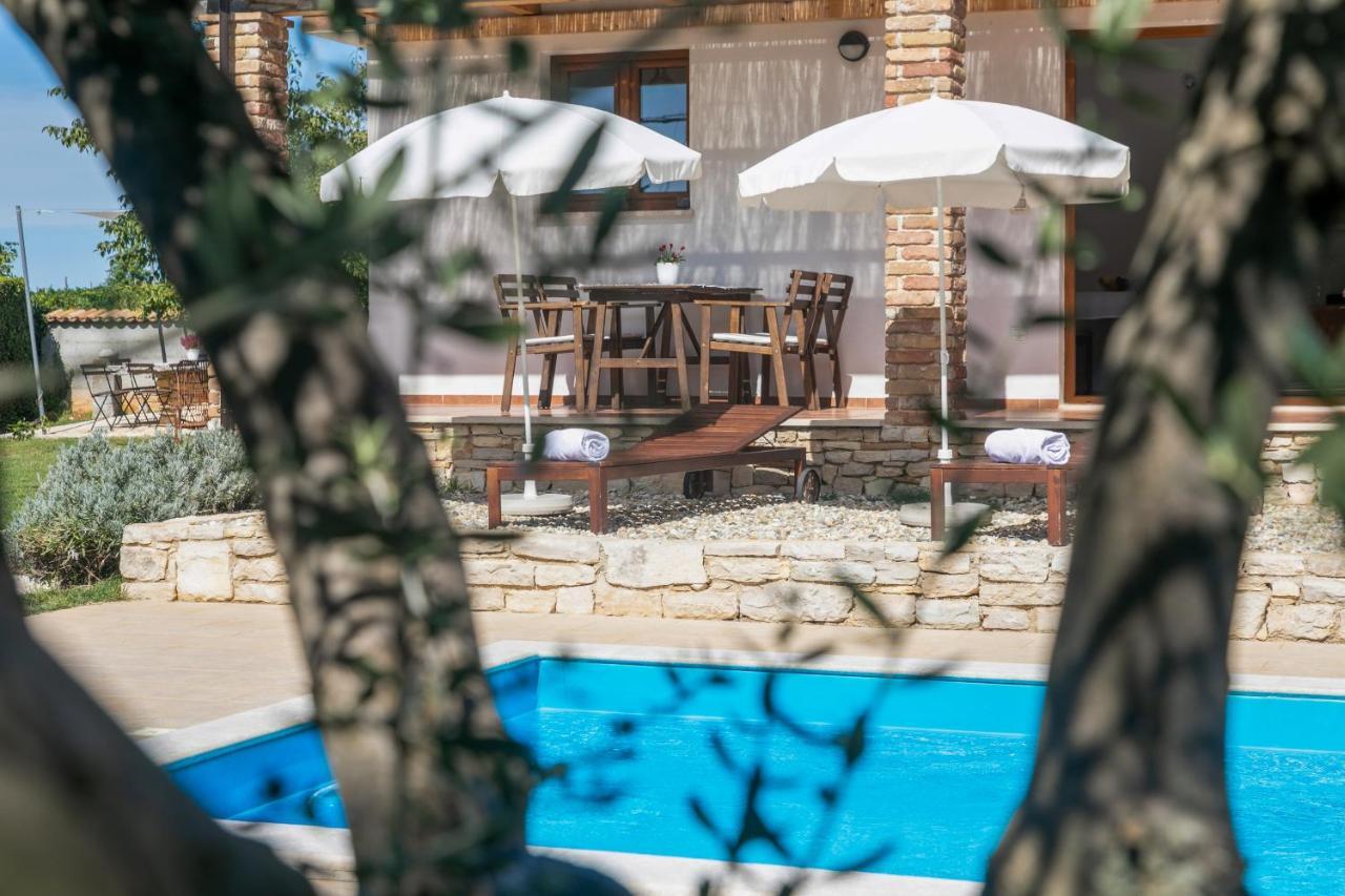 Grebac Villa Kaštelir Eksteriør bilde