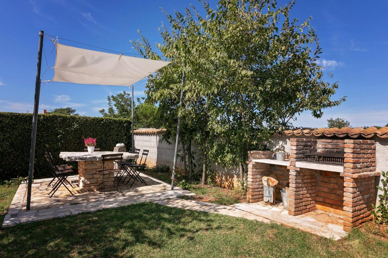 Grebac Villa Kaštelir Eksteriør bilde